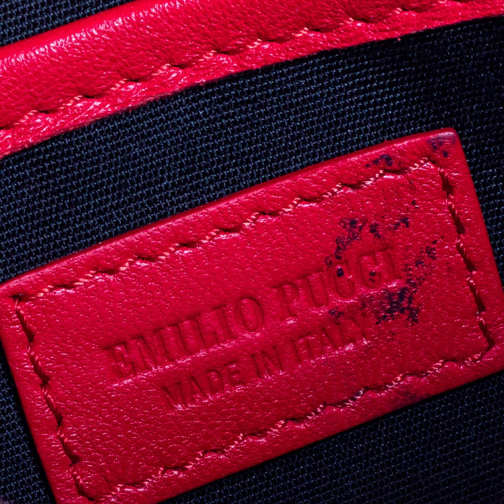 Emilio Pucci Red Quilted Leather Shoulder Bag For Women - Image 8